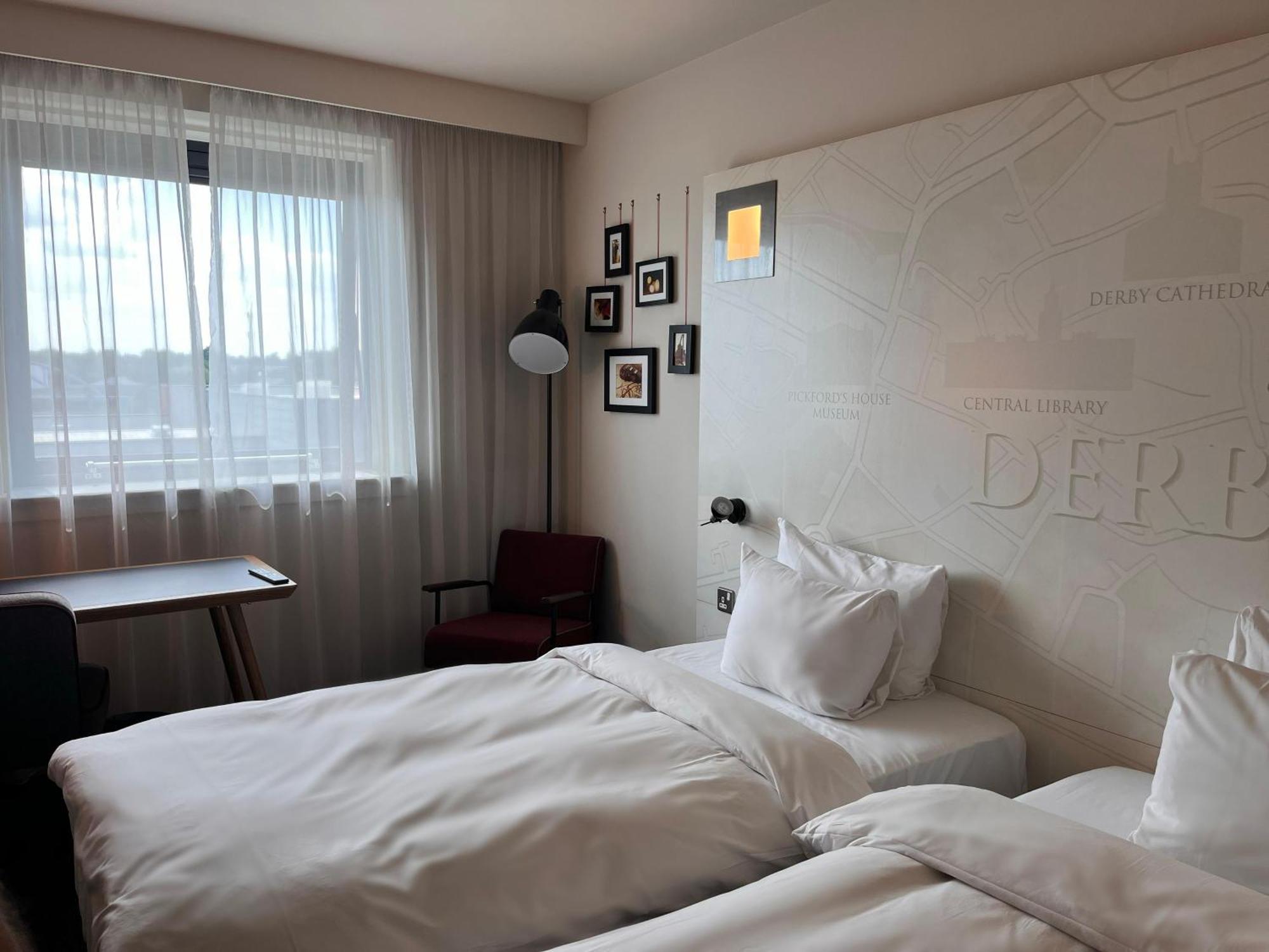 pentahotel Derby Bagian luar foto