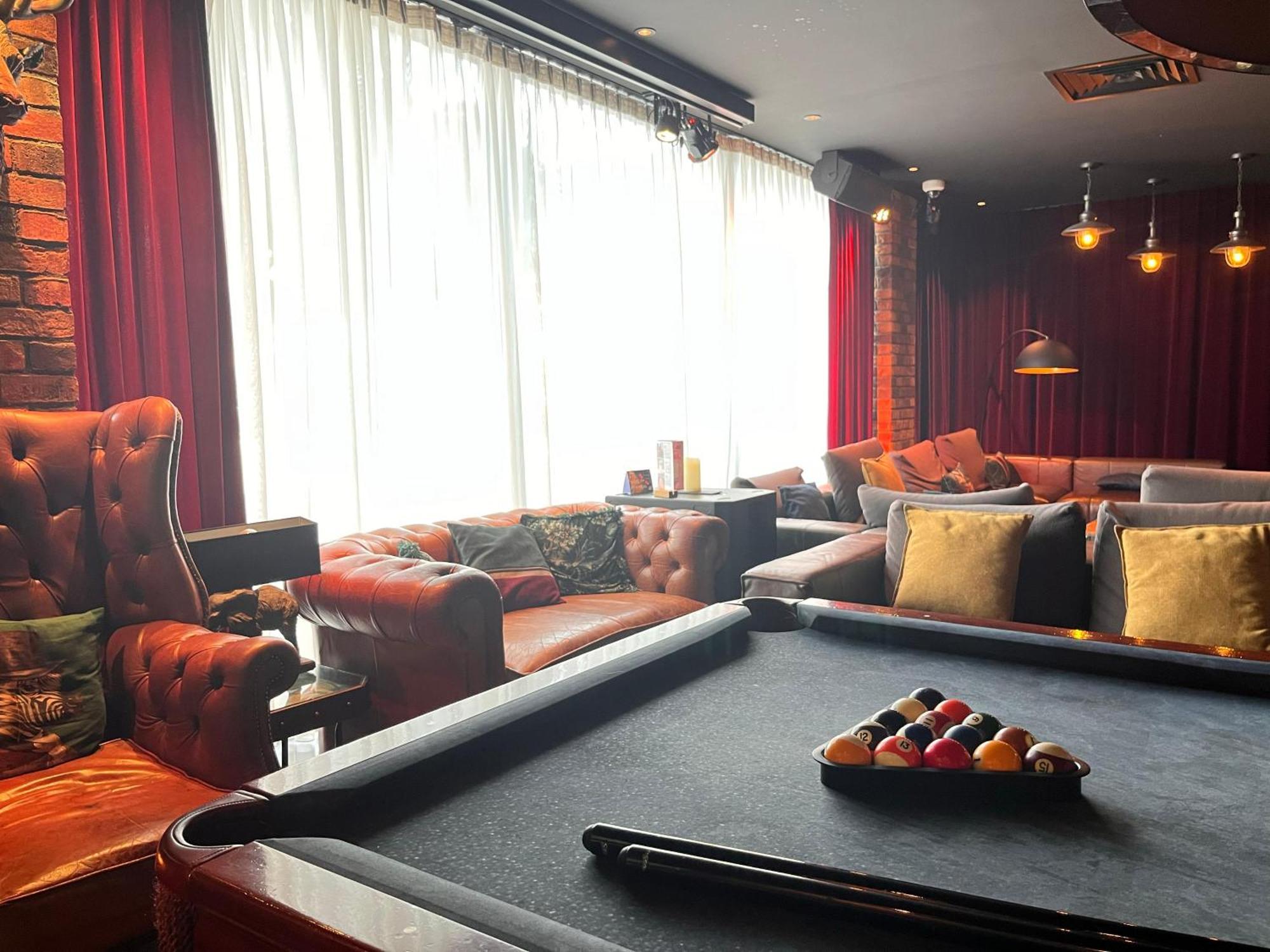 pentahotel Derby Bagian luar foto